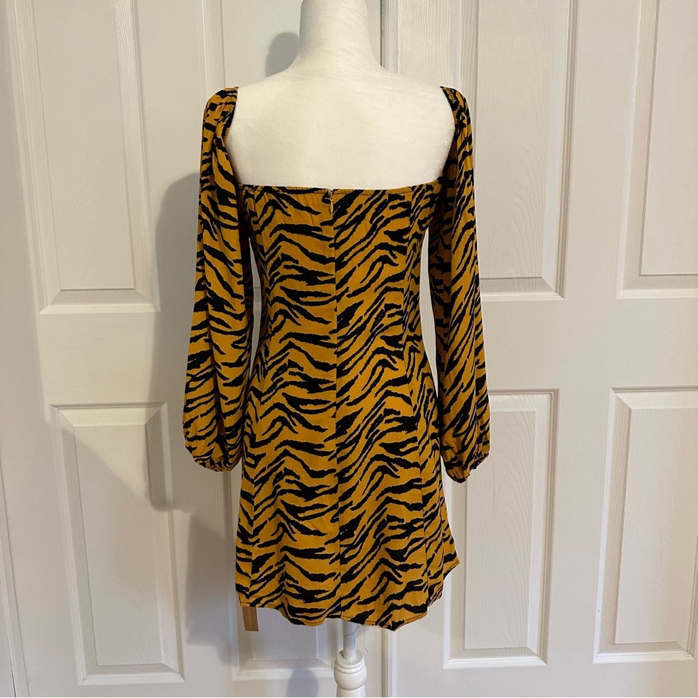 Reformation Roshay dress - Picture 2 of 6